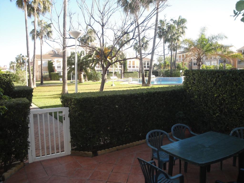 Apartamento Rosaleda Denia Ruang foto